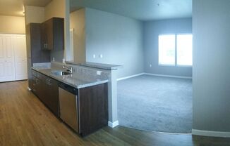 2 beds, 2 baths, 952 sqft, $1,615, Unit 321