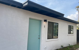 1215 E MSN LN