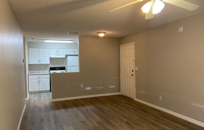 1051 S. Hiawassee Road, #2113