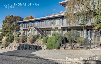 304 E THOMAS ST