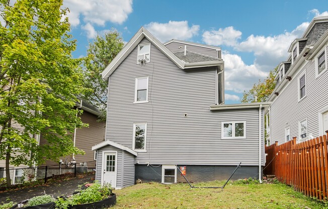 3 beds, 2.5 baths, 1,628 sqft, $3,800