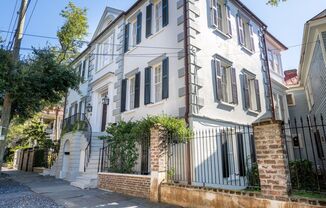 43 Charlotte St