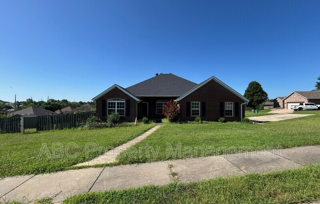 320 SIENNA DR