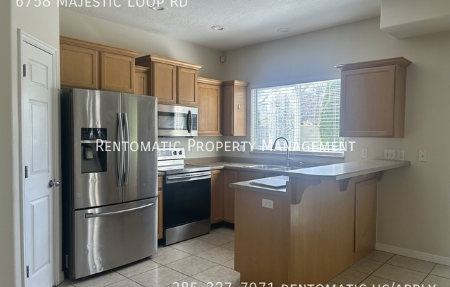 6758 MAJESTIC LOOP RD