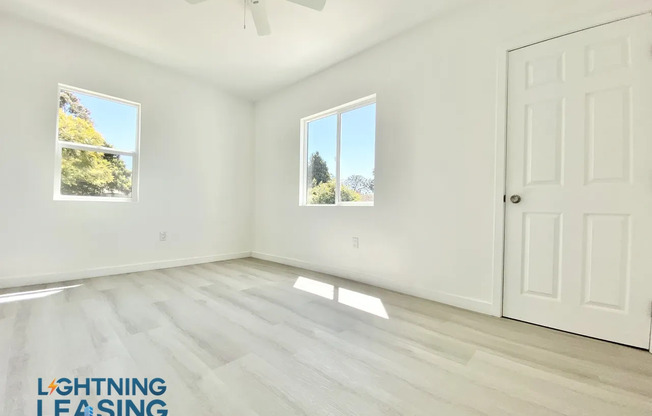 1669 1/2 W BLVD
