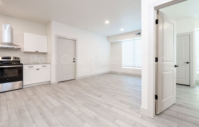 1 bed, 1 bath, 620 sqft, $1,050, Unit 2104