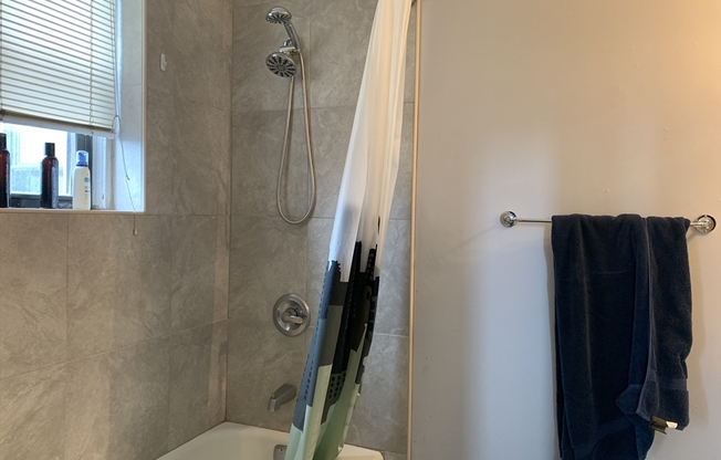 Studio, 1 bath, 600 sqft, $2,400, Unit 604