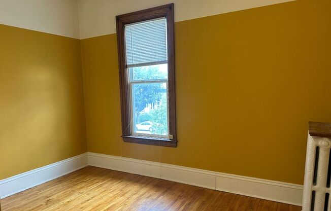 2440-2442 Chicago Ave