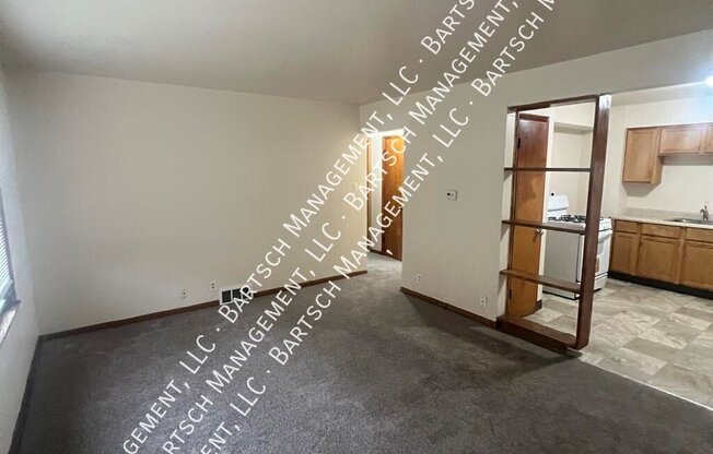 7125 W APPLETON AVE