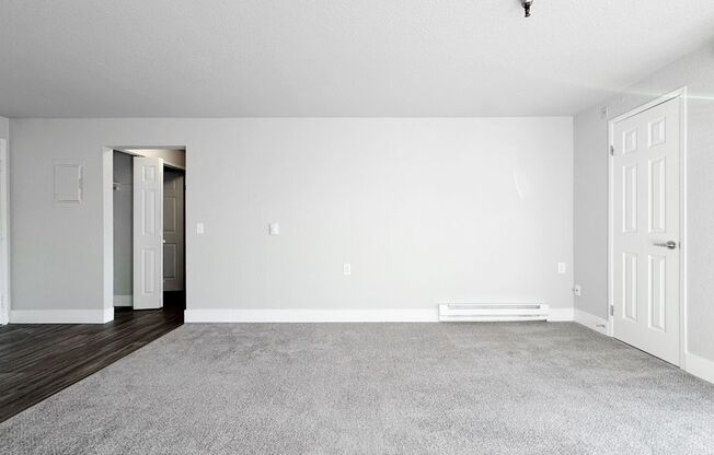 1 bed, 1 bath, 636 sqft, $1,595, Unit 427