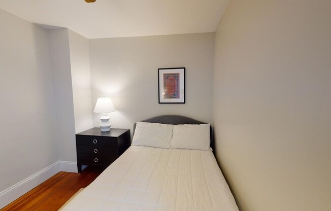 4 beds, 1 bath, $4,000, Unit 1