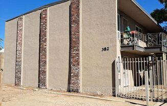 382 N GLENN