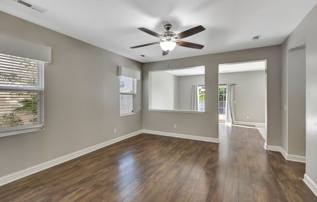 Welcome home to your new home in Charleston Park!