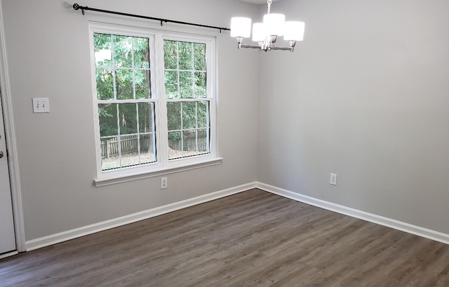 Beautiful 3BD/2BA ranch home with garage in pool community in Holly Springs!