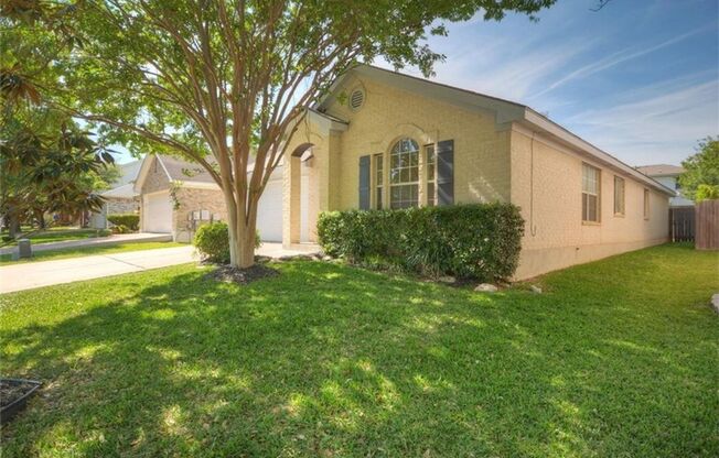 Popular Stone Oak Neighborhood!