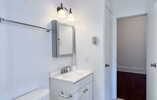 1 bed, 1 bath, $1,425, Unit #2F