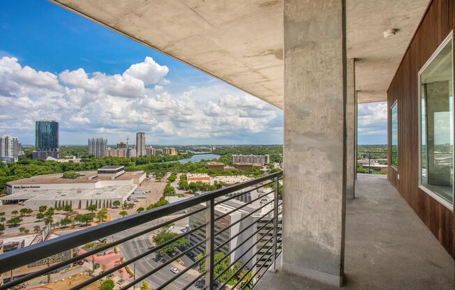 2 beds, 2.5 baths, 2,171 sqft, $9,728, Unit 1910