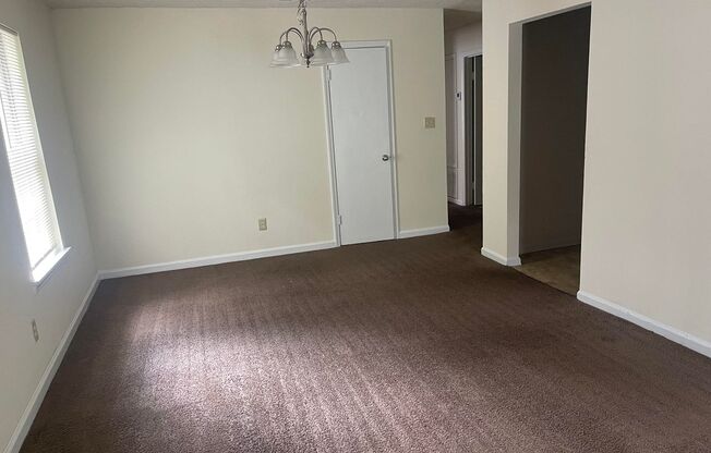 2 beds, 1 bath, 900 sqft, $1,000, Unit 3091 Parrish Rd - G