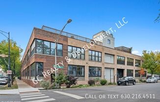 2804 N LAKEWOOD AVE