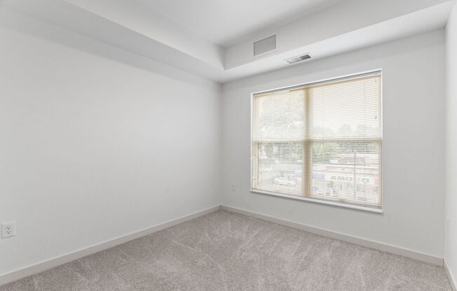 2 beds, 1 bath, 884 sqft, $1,945, Unit 110