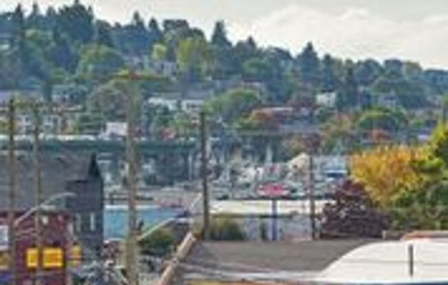 3 beds, 1 bath, 980 sqft, $2,995, Unit R-412