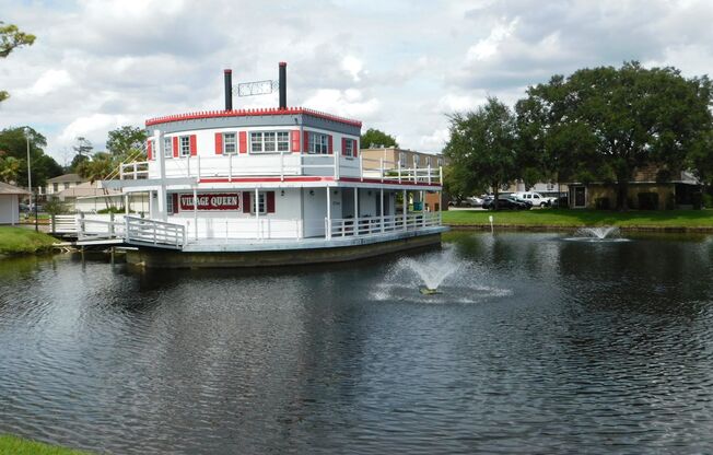 Large 1 Bed  Condo, w/Bonus Room (Office?) & 1 1/2 Bath