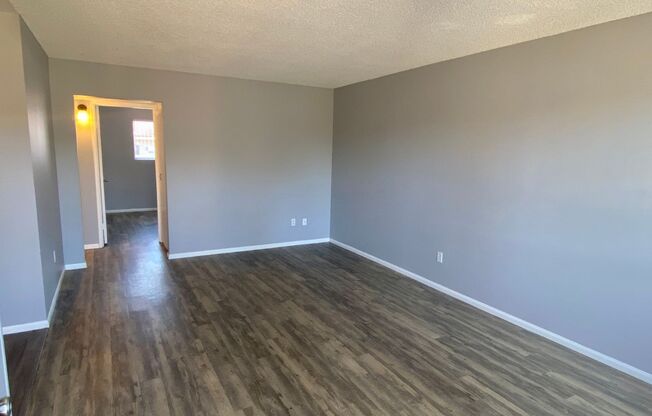 2 beds, 1 bath, 704 sqft, $1,995, Unit 3