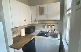 2 beds, 1 bath, $1,700