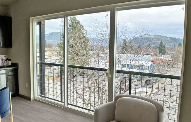 1 bed, 1 bath, 672 sqft, $1,525, Unit 404
