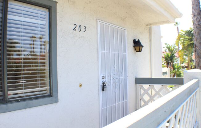Spacious 2BR/2BA San Diego Condo Featuring In-Unit Washer/Dryer, Balcony & Reserved Parking!