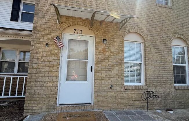 Beautiful 3-Bedroom, 2.5-Bathroom Townhouse Located in Virginia Beach