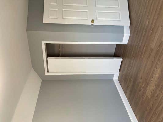 3 beds, 1 bath, 940 sqft, $3,500, Unit 2