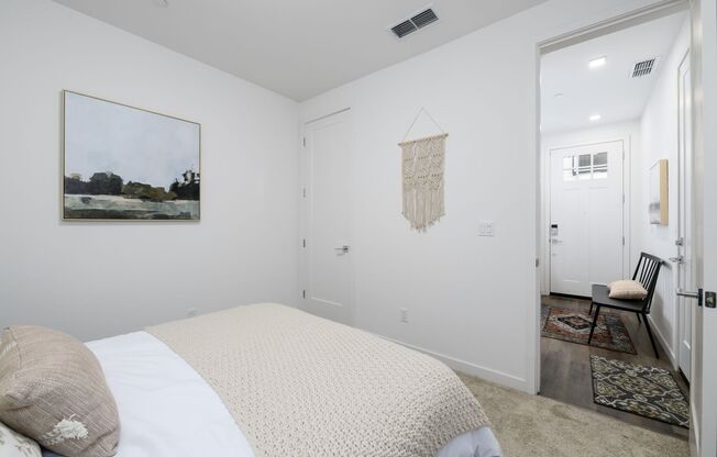 Fully Furnished & Move-In Ready in Midtown | Stylish & Modern Home for Rent