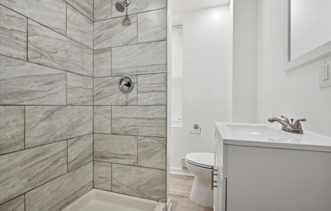 Studio, 1 bath, $1,250, Unit 135 N. 52nd St. 2R