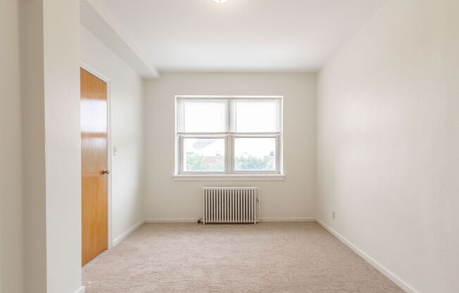 1 bed, 1 bath, 600 sqft, $979, Unit 306
