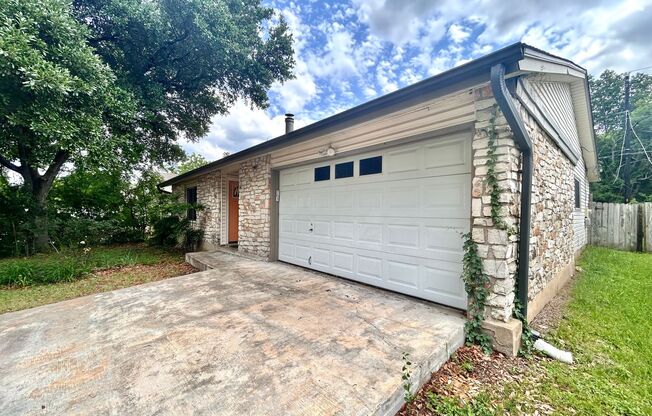 Beautiful 3 BR / 2 BA Home for Rent in Austin!