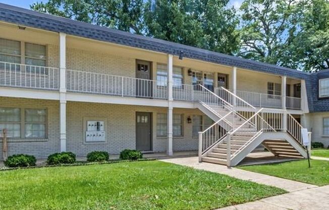 1 bed, 1 bath, $1,300, Unit Merry Oaks Condo