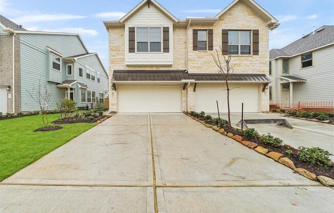 2554 TERRACE PT DR