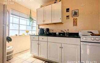 3214 E 4 ST