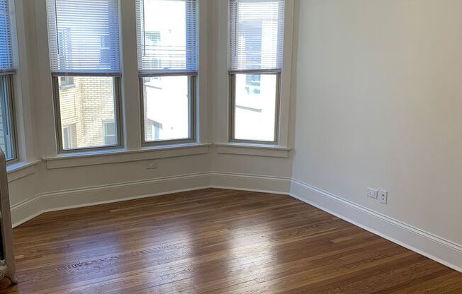 Studio, 1 bath, $1,195, Unit 4847-2C