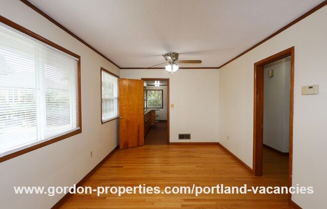 2 beds, 1 bath, $1,875, Unit 2805