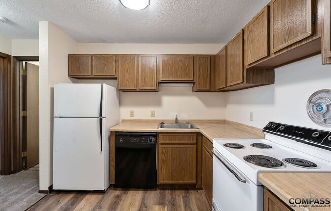1 bed, 1 bath, 709 sqft, $1,045, Unit 2214-229