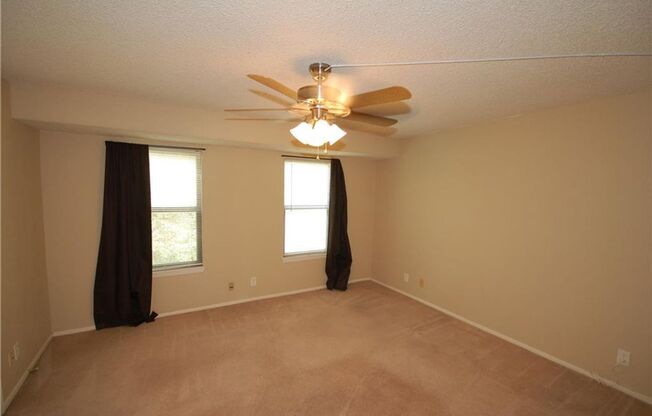 3 beds, 2.5 baths, $1,995