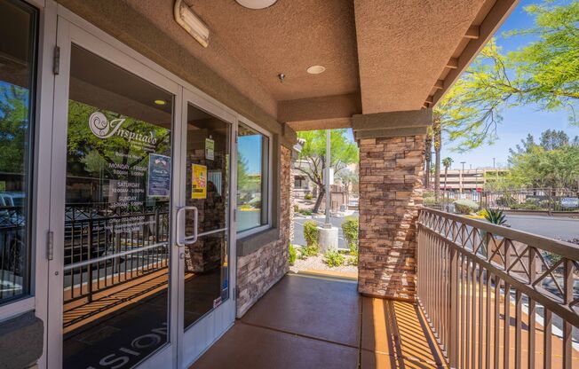 1 bed, 1 bath, 810 sqft, $1,425