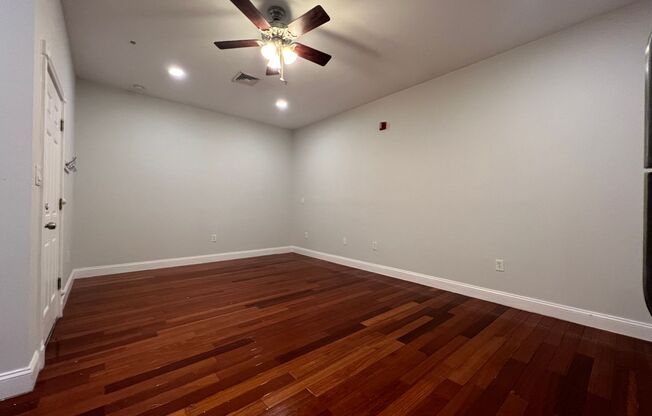 1027 Ridge