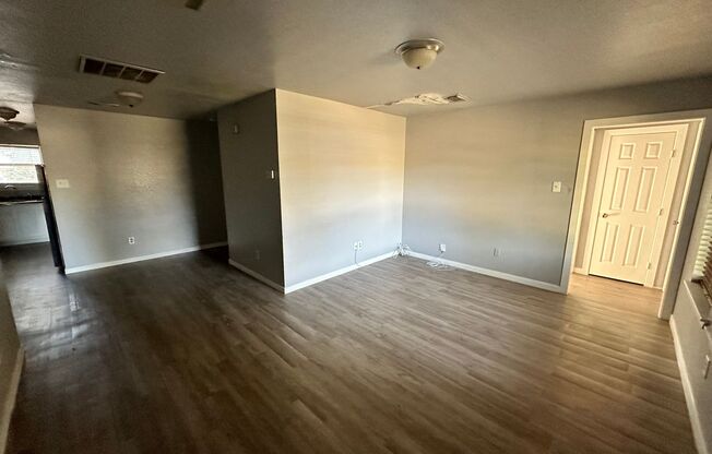 4 Bedroom 2 Bathroom in 76105 Available!