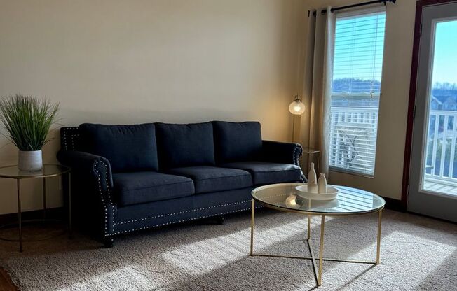 2 beds, 2 baths, 1,200 sqft, $1,425, Unit 20SOA12