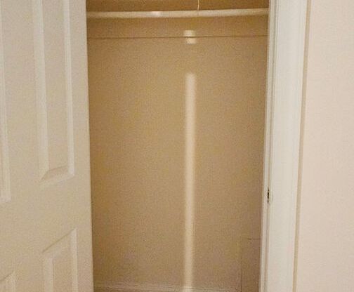 2 beds, 1 bath, 675 sqft, $1,550, Unit 106