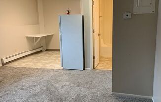 Studio, 1 bath, $895, Unit 144 - 12