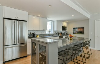 335 W 2 ST